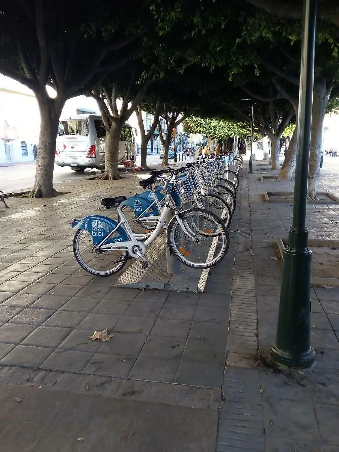 PLAYA MALAGUETA 200m JUNTO CENTRO HISTORICO Perfecta Ubicacion Apartamento Familiar  Málaga